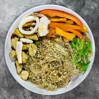Вок фунчоза с морепродуктами в BigBro