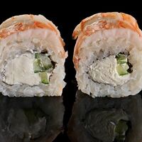 Филадельфия с креветкой в Сакура