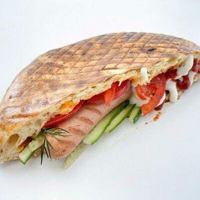 Хот-дог в лепёшке в Шаурма от души по цене 270 ₽