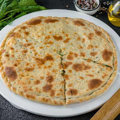 Осетинские пирог с картофелем и сыром в Ресторан Воробьёвы Горы PREMIUM по цене 943 ₽