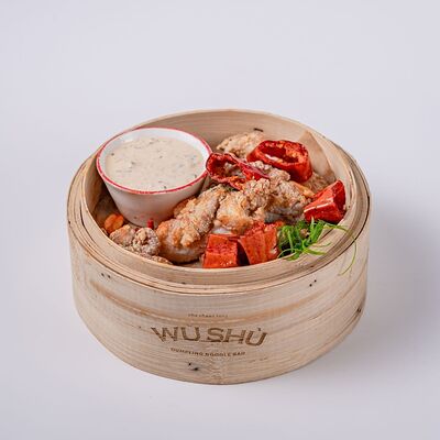 Хрустящая курица в WU SHU по цене 490 ₽