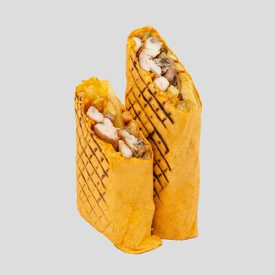 Мега сырная с картошкой 620гр в О! Шаурма по цене 750 ₽