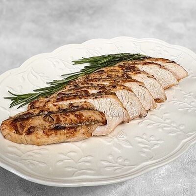 Стейк из куриной грудки в MaMa Mia по цене 634 ₽