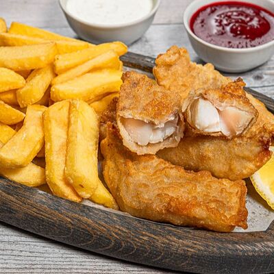 Фиш & Чипс Филе морского окуня в Yunga Tim Fish & Grill по цене 1820 ₽