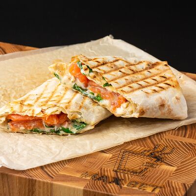 С семгой завертон в Max bet по цене 390 ₽