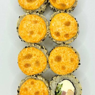 Ролл с курочкой Спайси-моцарелла в Суши-Пицца-ВОК по цене 619 ₽