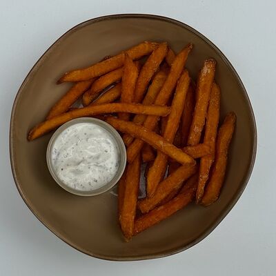 Батат фри, трюфельный мусс в Chinch по цене 650 ₽