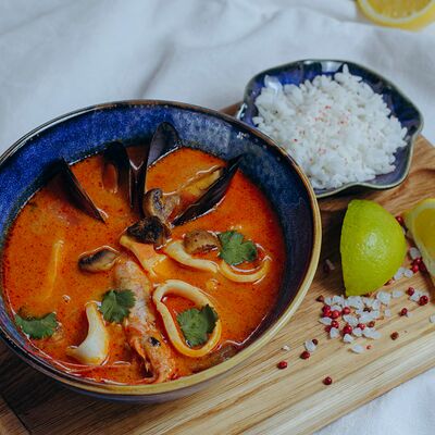 Том ям с морепродуктами в Роланд по цене 990 ₽