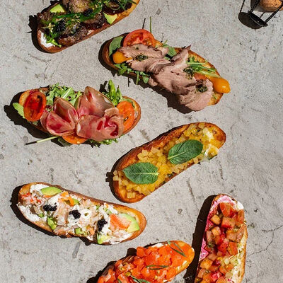 Ассорти из брускеттв Hurma по цене 5040 ₽