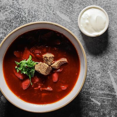 Борщ в Bb Grill по цене 590 ₽