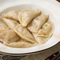 Вареники с картофелем и лесными грибами в Птичка