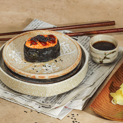 Запеченный гункан с креветкой спайси в Pikapika по цене 1290 ₸