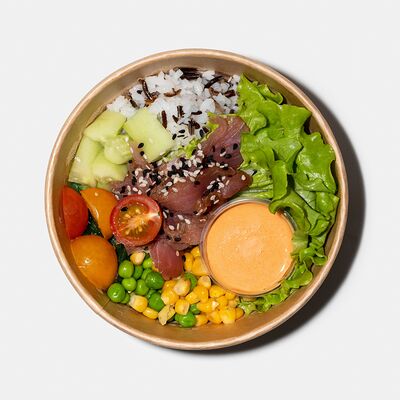 Салат поке с тунцом в Surf Coffee x Maverick по цене 390 ₽