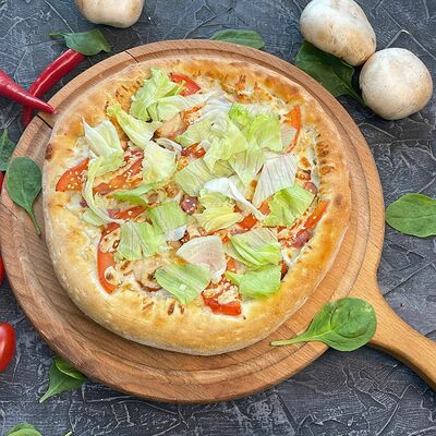 Цезарь в Koodoo pizza & wok по цене 760 ₽