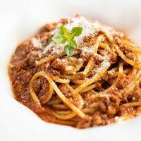Спагетти Болоньезе в Osteria Amici