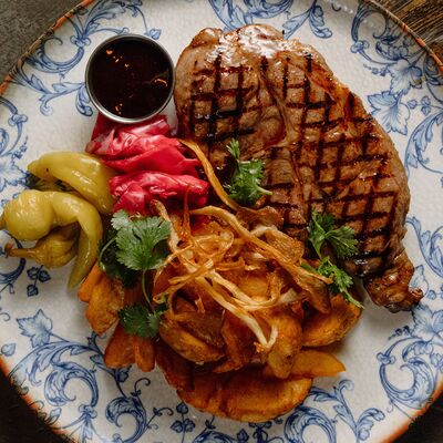 Свиная шея в Бар Баревич по цене 1090 ₽