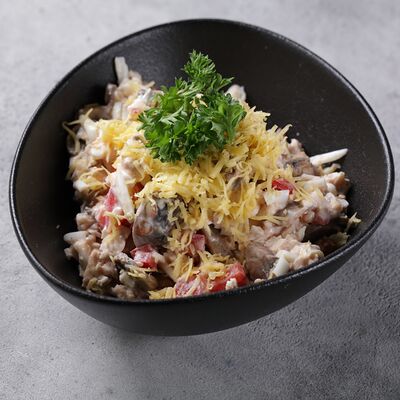 Салат Курочка ряба в Сварня по цене 550 ₽