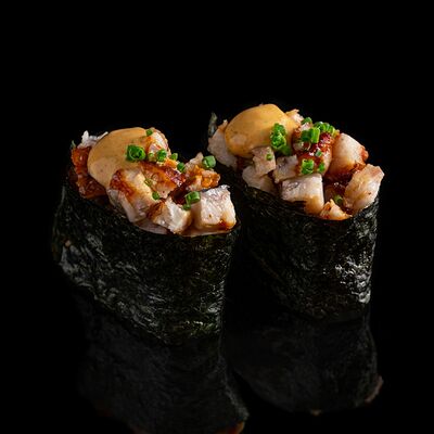 Гункан с угрем в Lucky fish по цене 130 ₽