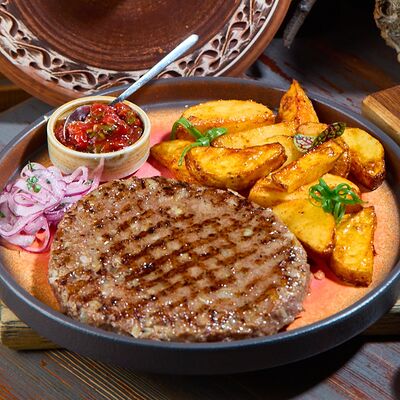 Плескавица Гурман в Балканский гурман по цене 980 ₽