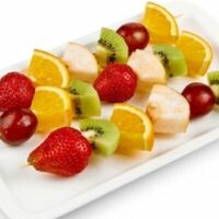 Фруктовые шпажки в Томаго