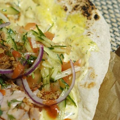 Гирос со свининой в Oasis по цене 420 ₽