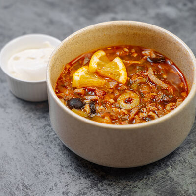 Солянка мясная в Ресторанчик старый город по цене 350