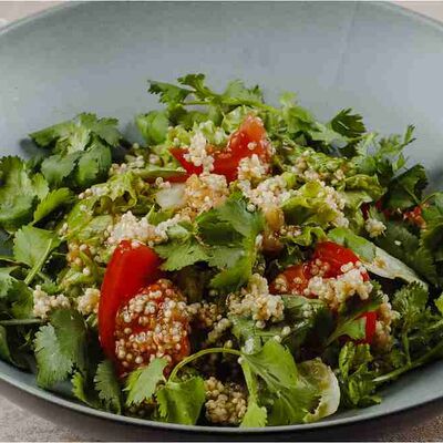 С запеченными баклажанами и киноа в Мадьяр-Гриль по цене 690 ₽