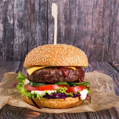 Бургер от Соседей №2 в Соседи Home Cafe по цене 645 ₽