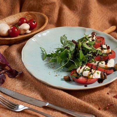 Капрезе в Debaton по цене 456