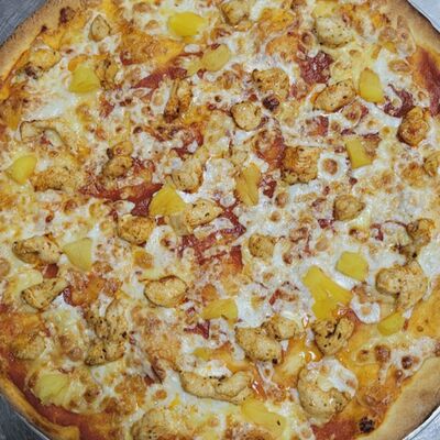 Пицца Курица-ананасв Столовая На Кольце по цене 850 ₽