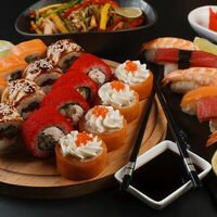 Логотип Космосуши