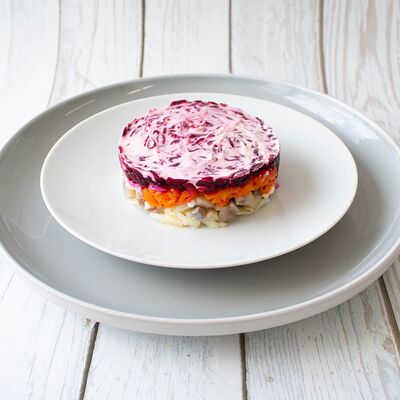 Сельдь под шубой в Гудди по цене 260 ₽