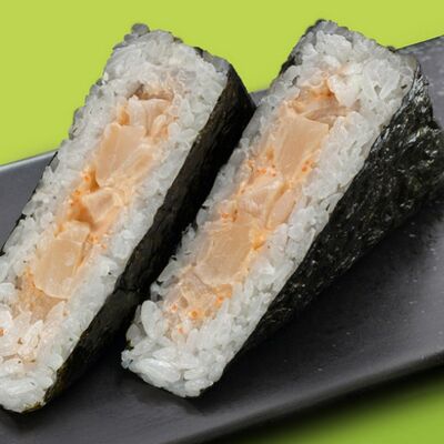 Онигири с гребешком в О! Суши по цене 490 ₽