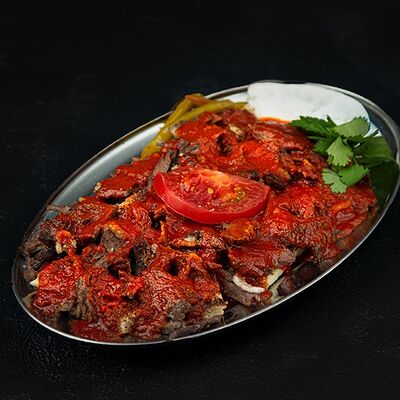 Искандер с говядиной в Shash-mangal Кухня Турции по цене 820 ₽