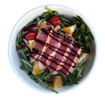 Салат теплый с тунцом в Buno по цене 520 ₽