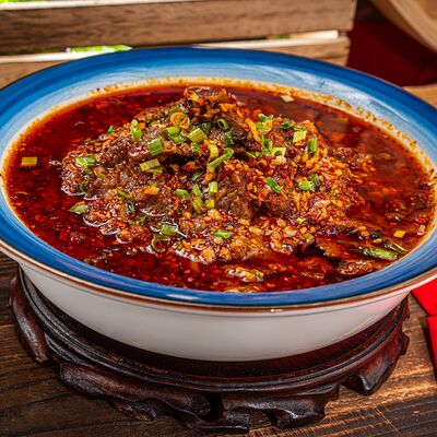 Говядина по-сычуаньски в J.Z. Peking Duck по цене 3050 ₽