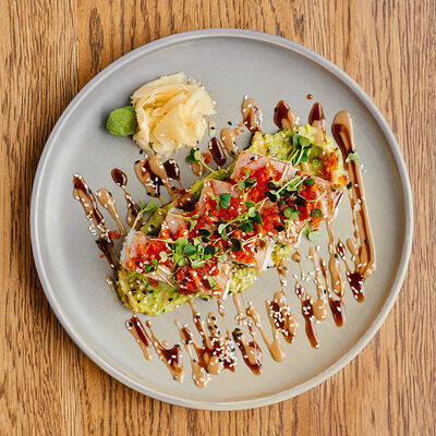 Лосось и татаки тунец в SUBZERO по цене 1490 ₽