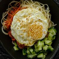 Пибим мён в Goyo korean bbq