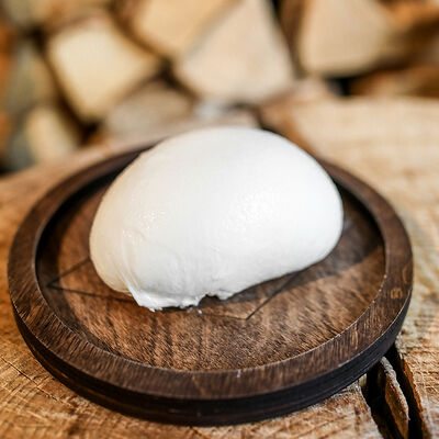 Моцарелла в Сыроварня по цене 450