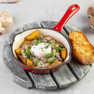 Жареный картофель с грибами в Чайка по цене 560 ₽