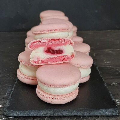 Макарон Ваниль-малина в Tortterry по цене 80