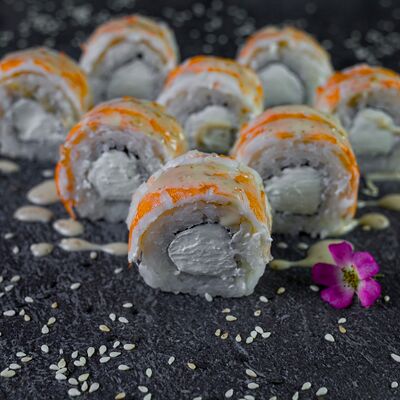 Ролл Филадельфия с креветкой в Restobar Первый & Ресторан доставки Личный повар по цене 449 ₽