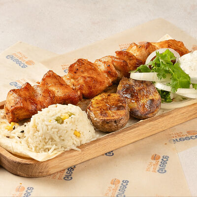 Куриное бедров Greece Burger по цене 640 ₽