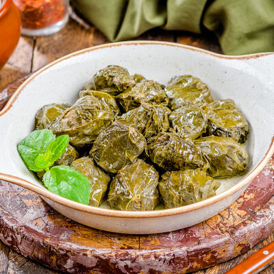 Долма с винoградными листьями в Роял Палас по цене 480 ₽