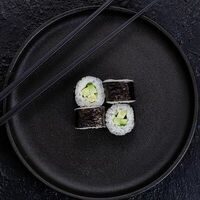 Хосомаки с огурцом в Sushi simple