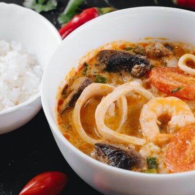 Том ям с курицей в Вьетнамка по цене 630 ₽