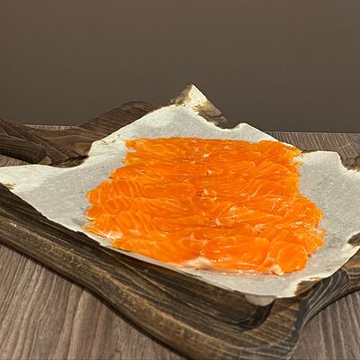 Слабосоленый лосось по фирменному рецепту в Gosti по цене 829 ₽