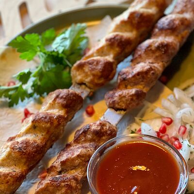 Люля-кебаб из свинины и говядины в Дети Лейтенанта Шмидта по цене 360 ₽