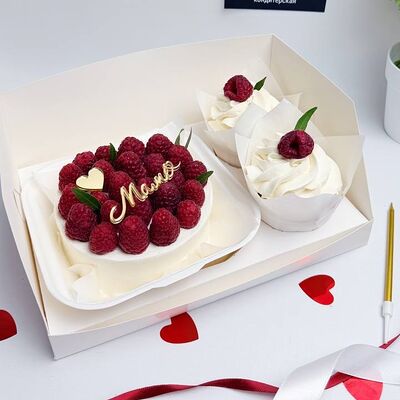 Бенто торт и капкейки с малиной Маме в Кондитерская VO по цене 3900 ₽