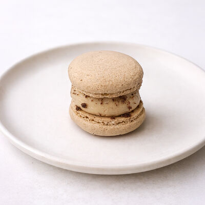 Макарон Тирамису-ходжича Mini в Angel Cakes по цене 390 ₽